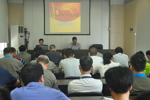 陳宏金：永春分公司組織學(xué)習(xí)廖俊波先進事跡專題活動。.jpg